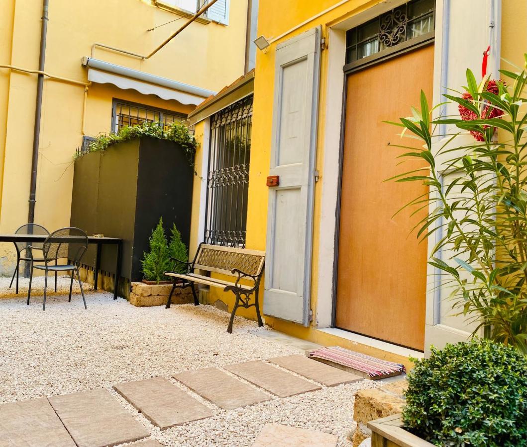 볼로냐 Gamberini House - Private Garden 아파트 외부 사진